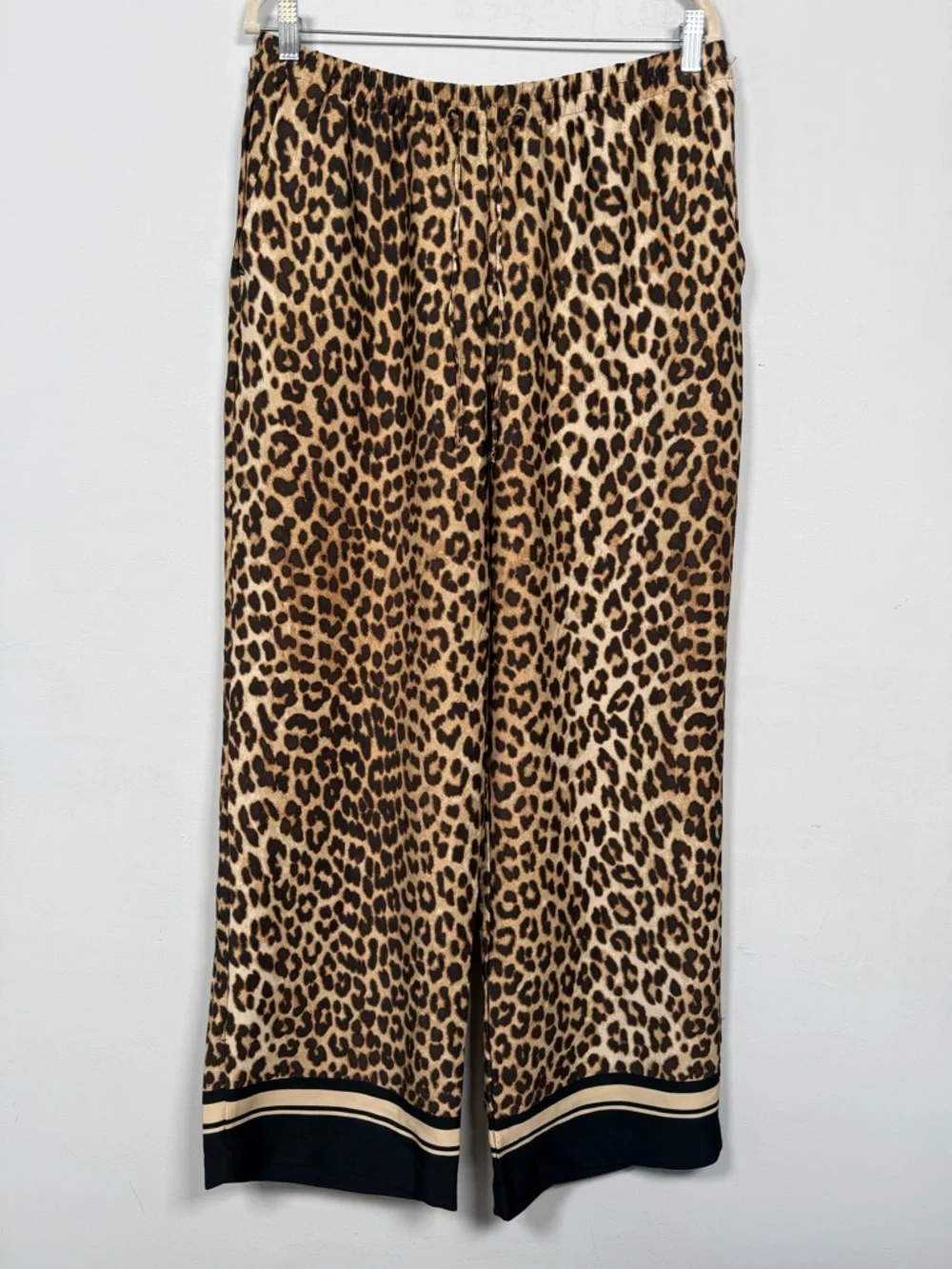 H&M Leopard Print Wide-Leg Pants, Size L, Great Condition - Picture 3 of 14